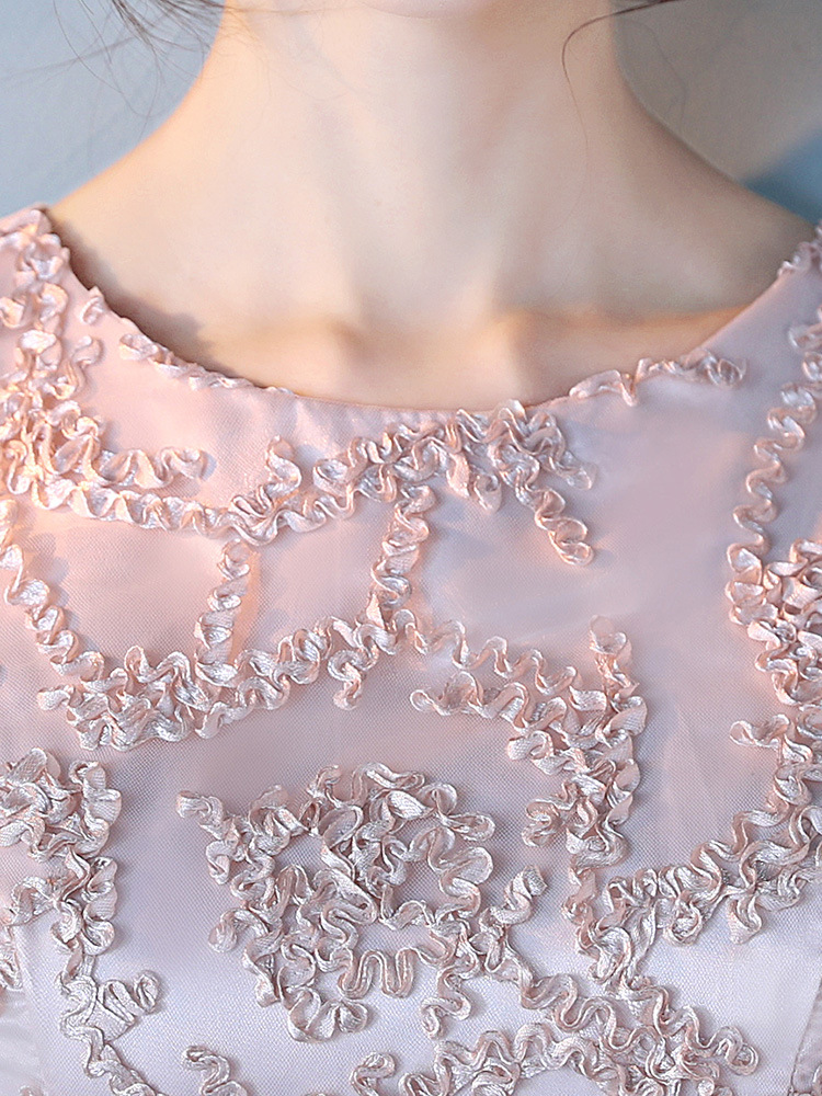 https://fulmo-img-server.com/dresscode-dresscode/abf2f15f-144f-4ed8-a893-470a25fcbbbc.jpg