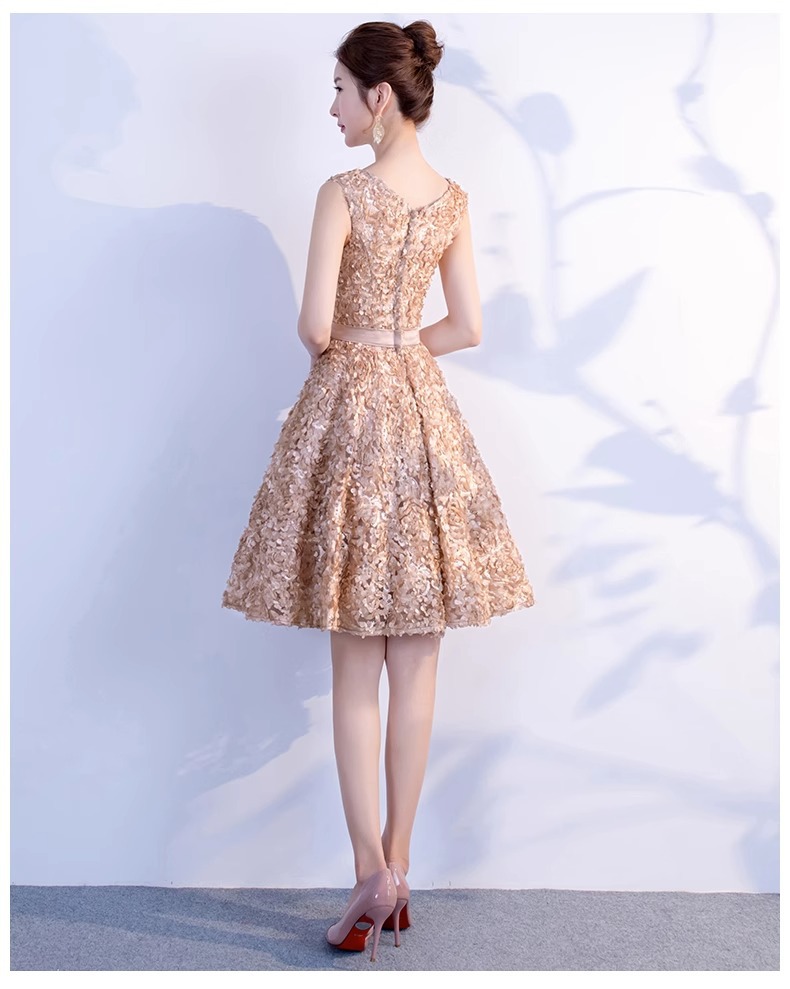 https://fulmo-img-server.com/dresscode-dresscode/ac33fdd7-a483-4d14-97d6-259d60297d6e.jpg