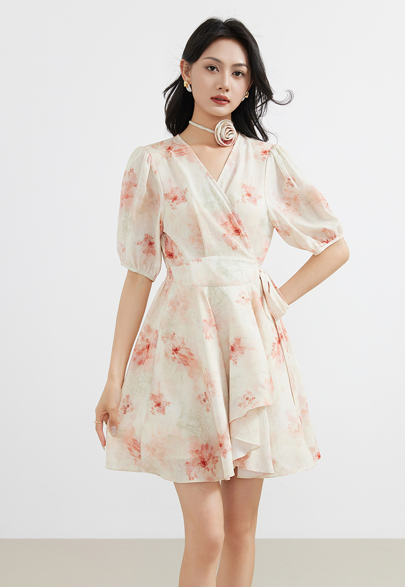 https://fulmo-img-server.com/dresscode-dresscode/ac743c7c-52a7-42e7-85bb-93e638af8c00.jpg
