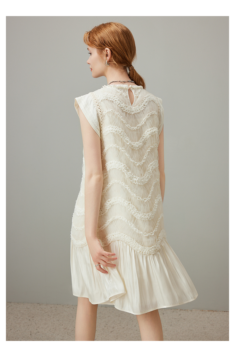 https://fulmo-img-server.com/dresscode-dresscode/ad153ceb-b3ec-4d2d-9242-28f1030f69ca.jpg