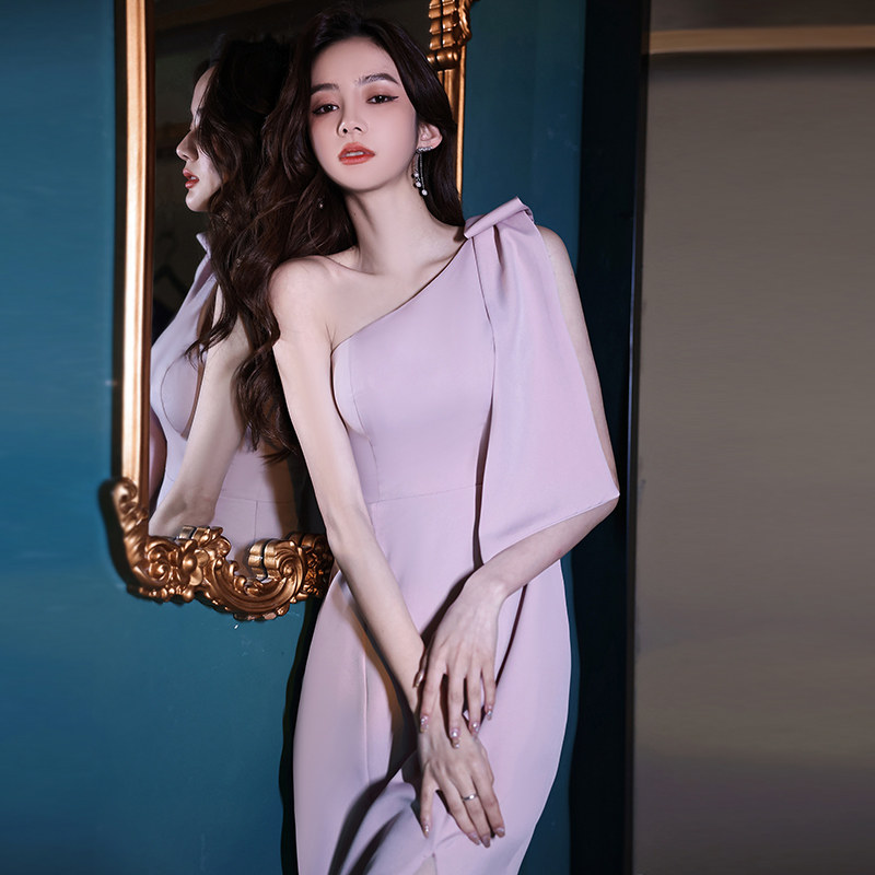 https://fulmo-img-server.com/dresscode-dresscode/ad9c14f3-e857-4168-9701-dcfdea6c4dd9.jpg