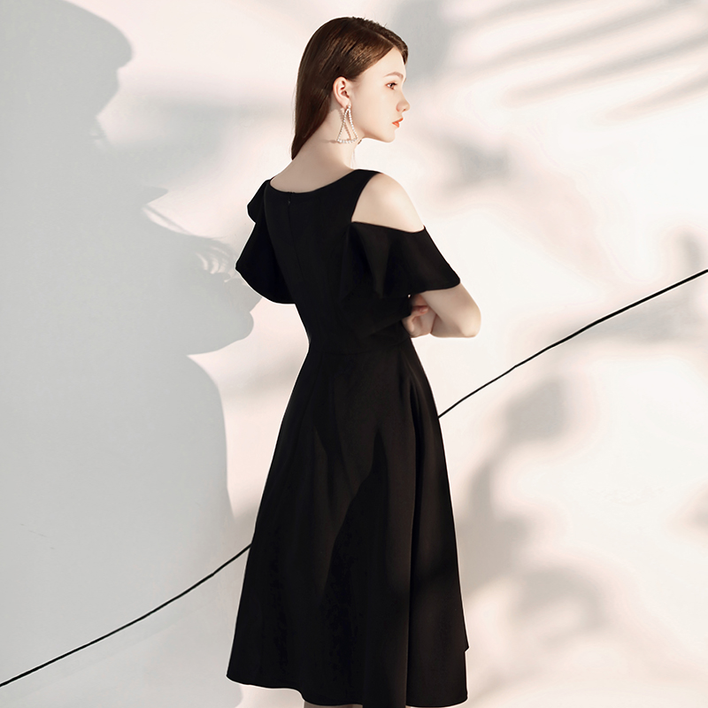 https://fulmo-img-server.com/dresscode-dresscode/b045841f-b147-45c8-8f57-4dbac2ea1656.jpg