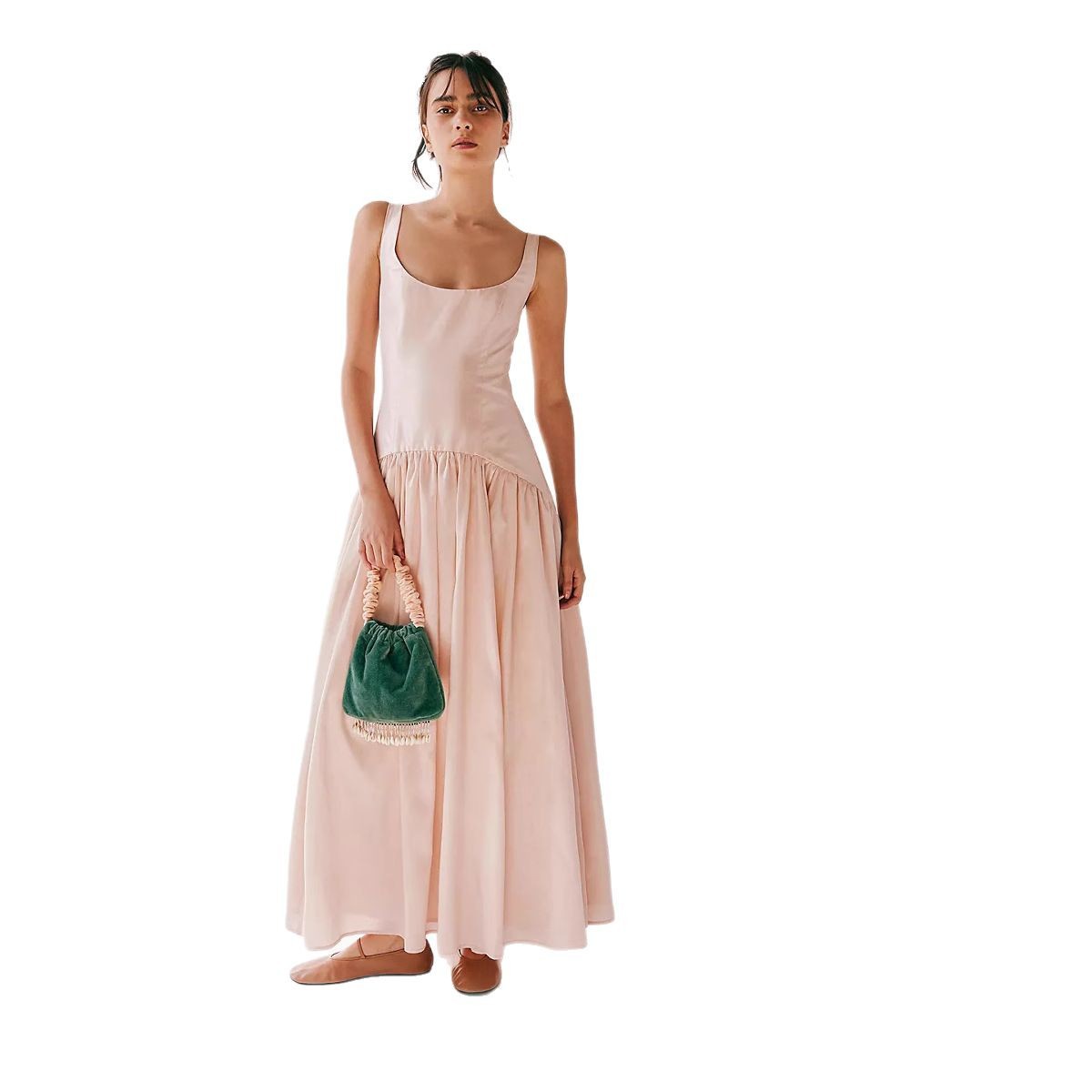 https://fulmo-img-server.com/dresscode-dresscode/b06252c9-8bf9-43cf-8e5d-8bc59f450710.jpg