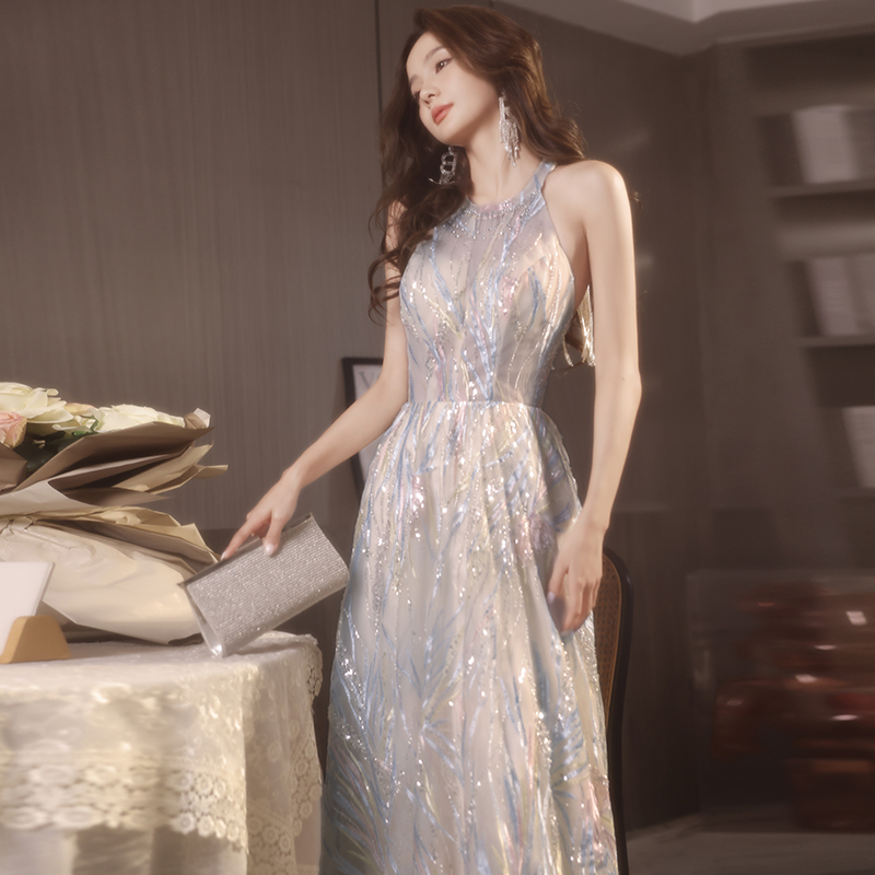 https://fulmo-img-server.com/dresscode-dresscode/b149a41e-c9ed-4f3b-a53d-32b1afa7aa36.jpg