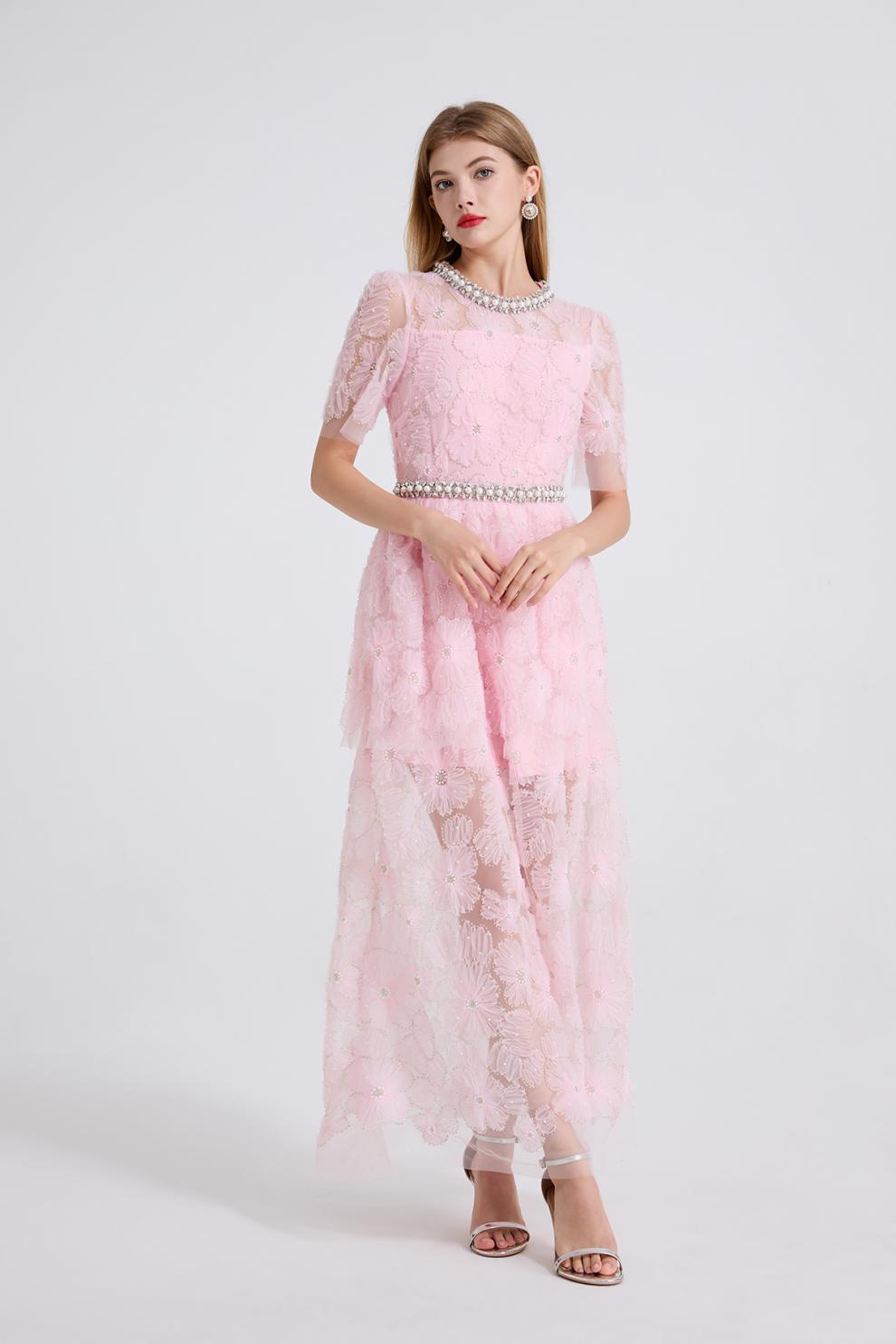 https://fulmo-img-server.com/dresscode-dresscode/b16556b9-fd1e-4c3c-87ec-f6b78580a2dc.jpg