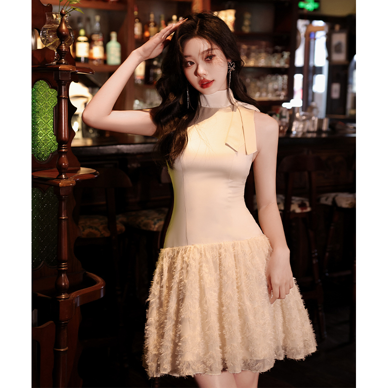 https://fulmo-img-server.com/dresscode-dresscode/b1ea4cba-ba5a-4dcf-b08c-73a03c158316.jpg
