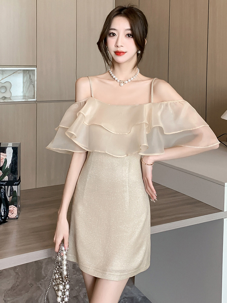https://fulmo-img-server.com/dresscode-dresscode/b2629f44-44b4-4f42-a03c-4650db5a687b.jpg
