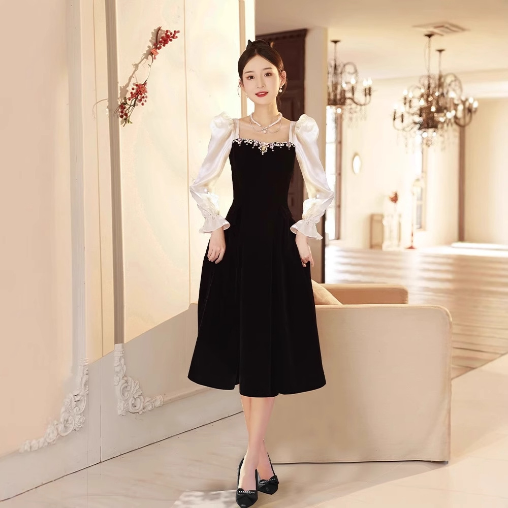 https://fulmo-img-server.com/dresscode-dresscode/b28aa7d0-794f-4472-8626-ddd84c5a5d99.jpg