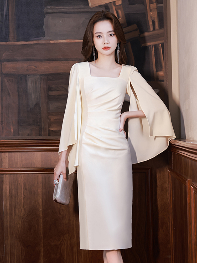 https://fulmo-img-server.com/dresscode-dresscode/b67b9c62-a107-41e8-908f-2108bdd3924b.jpg