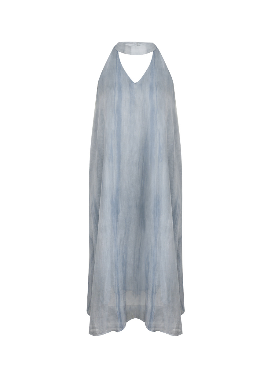 https://fulmo-img-server.com/dresscode-dresscode/b777edb6-347a-4079-98f9-ac8b9e2b530f.jpg