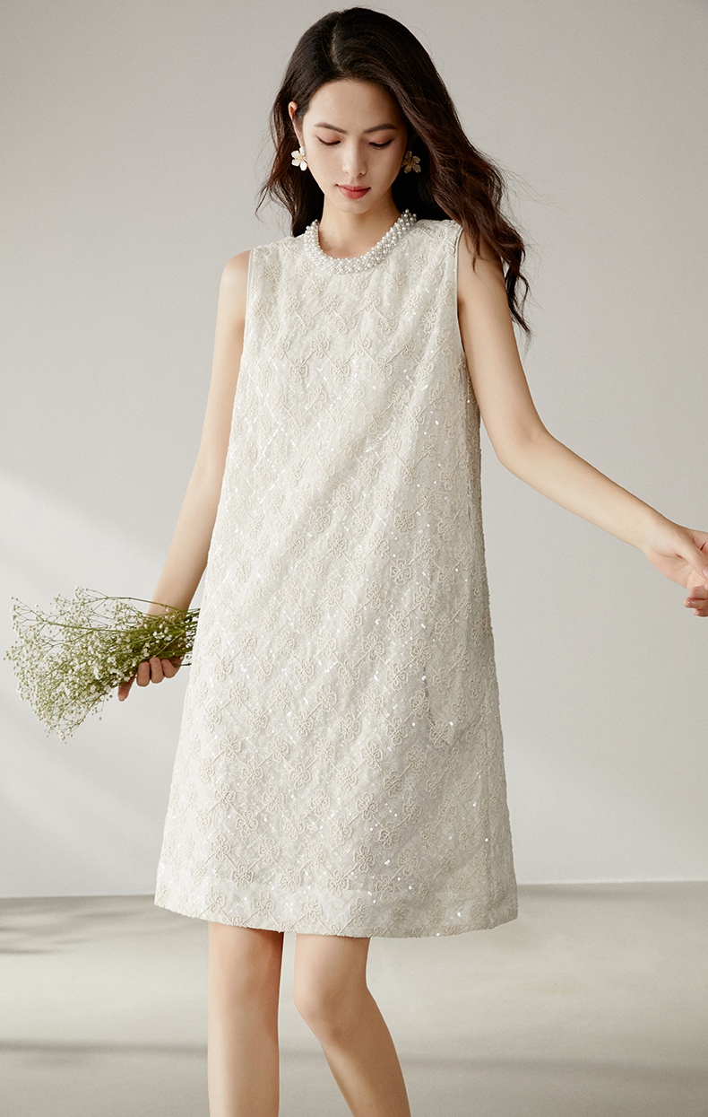 https://fulmo-img-server.com/dresscode-dresscode/b923233a-1315-4808-88fc-459997273a94.jpg