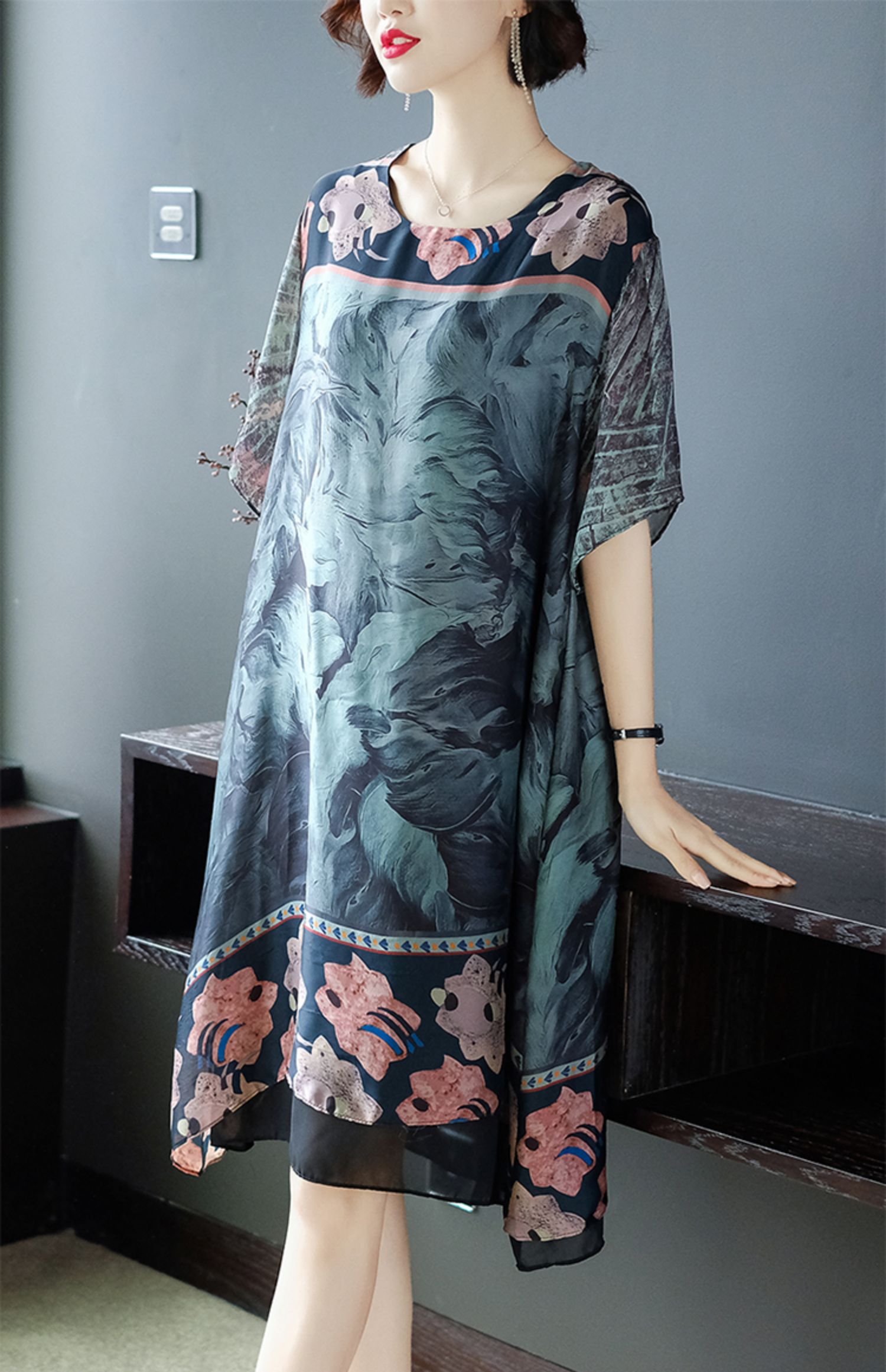 https://fulmo-img-server.com/dresscode-dresscode/bc8cf1ef-8a6e-4eda-ad2c-2c9db9b388f7.jpg
