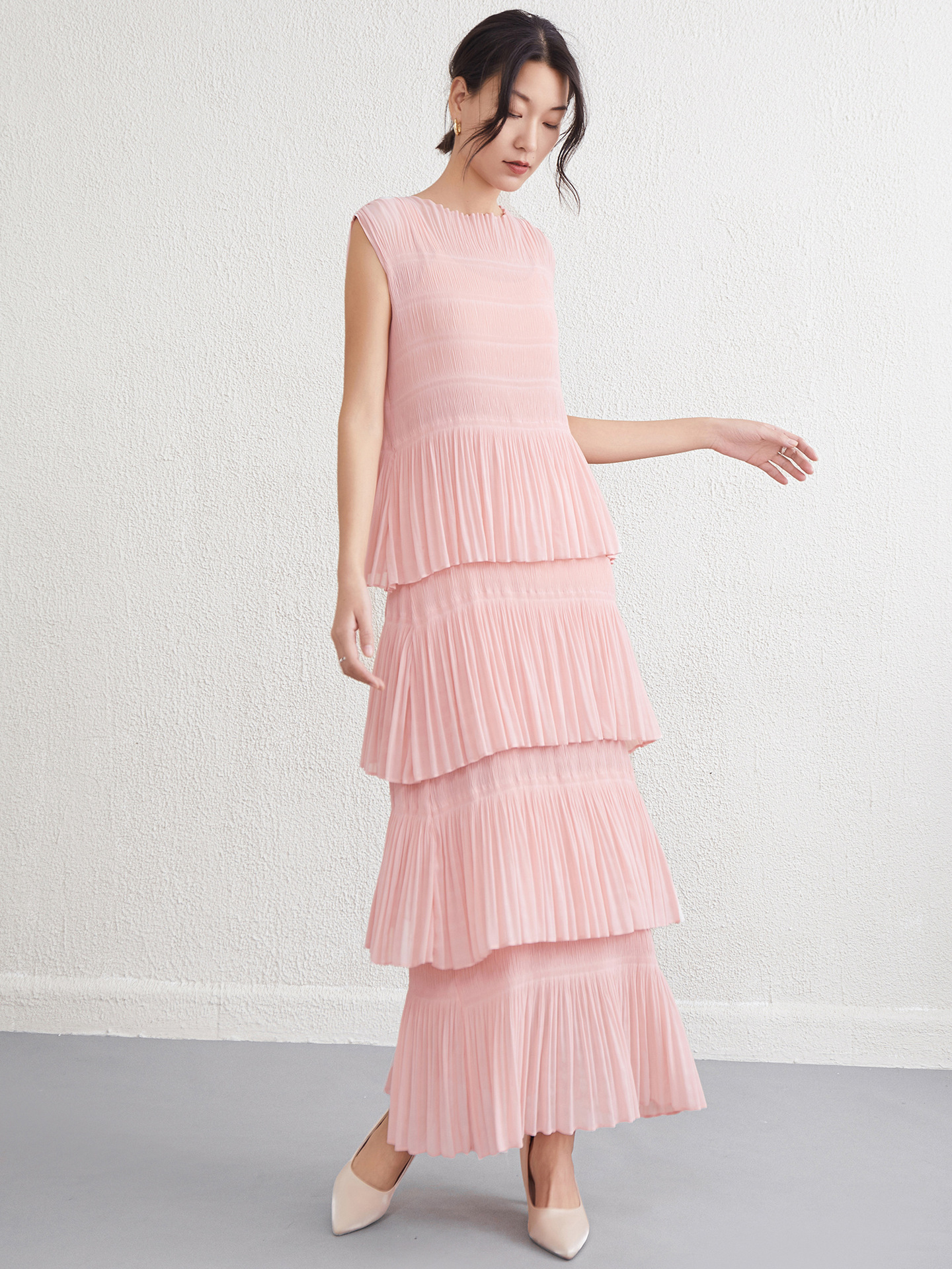 https://fulmo-img-server.com/dresscode-dresscode/be80f194-3dd9-4850-a735-da766e23662f.jpg