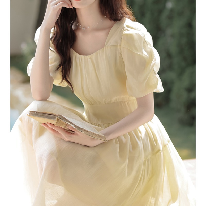 https://fulmo-img-server.com/dresscode-dresscode/c0bd8ee1-c07e-4762-91bd-9e373a7a7c8c.jpg