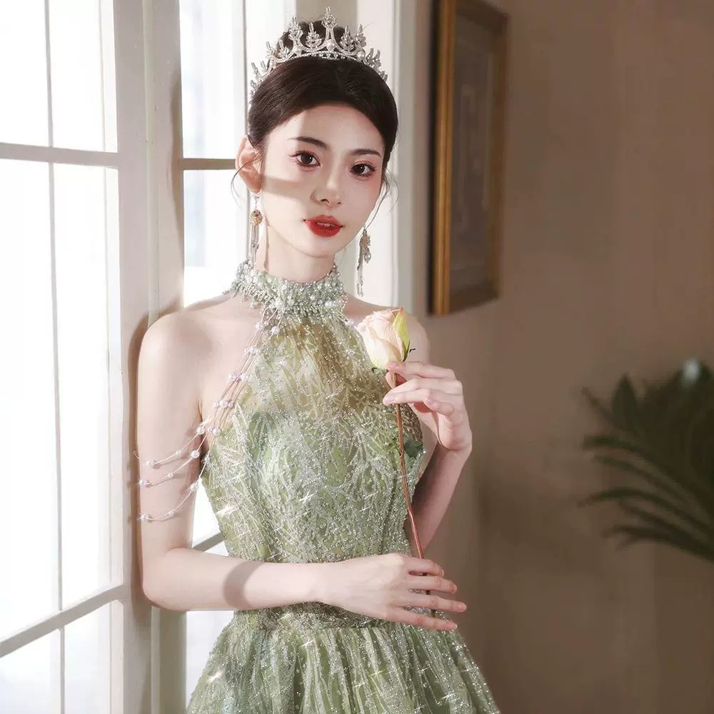 https://fulmo-img-server.com/dresscode-dresscode/c264d29e-355b-4616-9c6f-e7e6e9dc1ce9.jpg