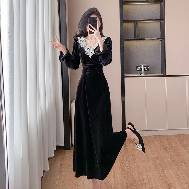 https://fulmo-img-server.com/dresscode-dresscode/c7fbe507-8063-4991-a645-145b3151012d.jpg