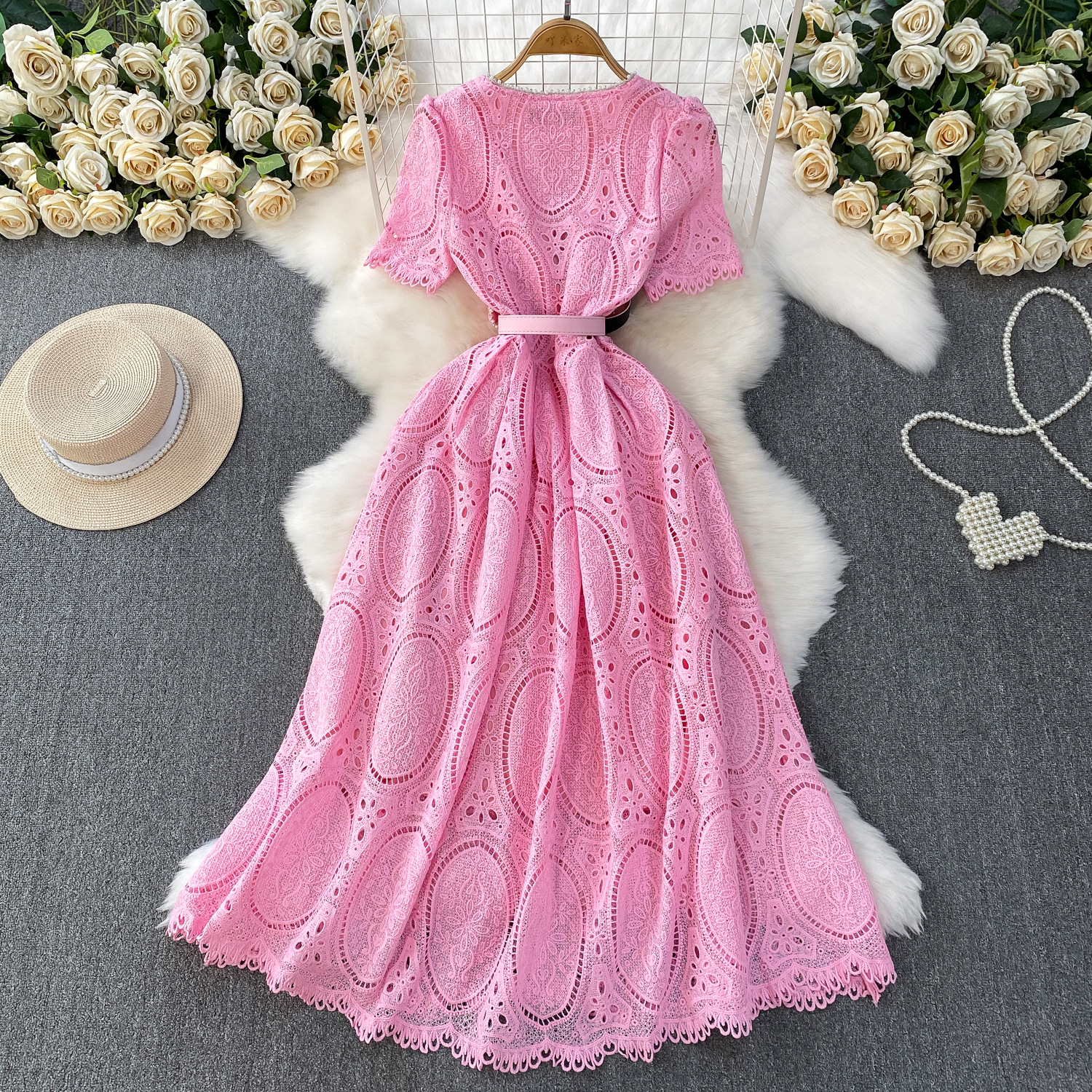 https://fulmo-img-server.com/dresscode-dresscode/c811cdab-c380-4e5d-a956-017890d1c742.jpg