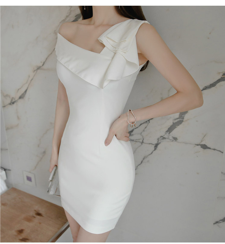 https://fulmo-img-server.com/dresscode-dresscode/c8dc4132-e2c0-45d2-b5ac-06400db0bade.jpg