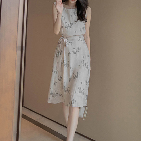 https://fulmo-img-server.com/dresscode-dresscode/cad0424a-caf0-4a48-a688-bbf91de9c673.jpg