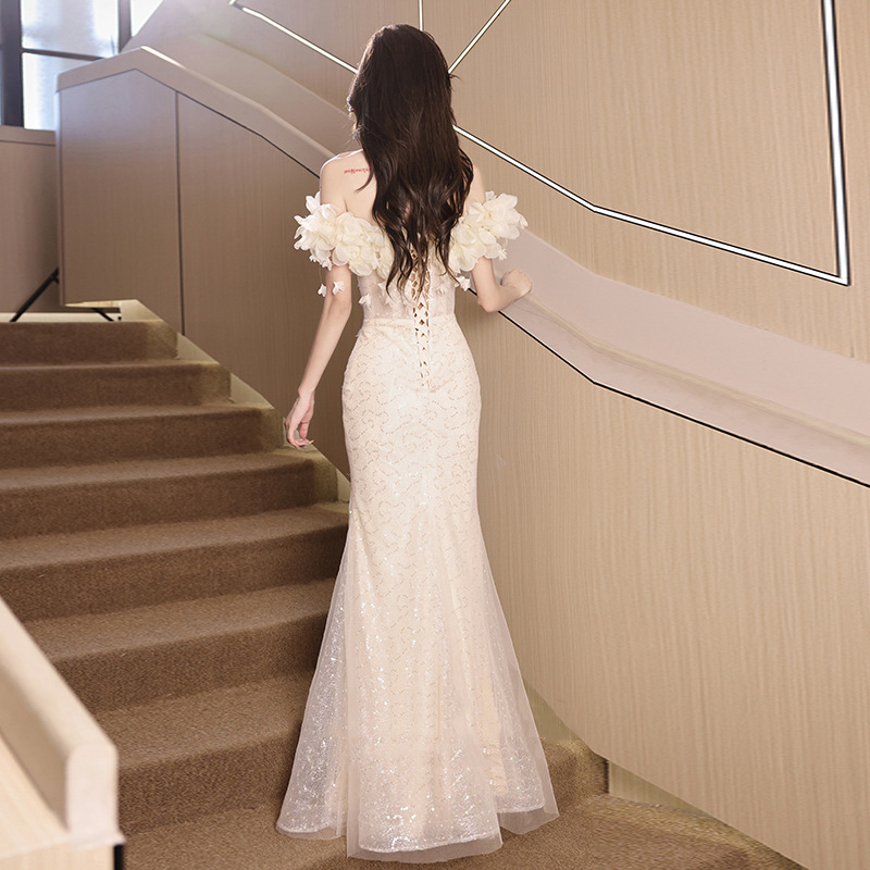 https://fulmo-img-server.com/dresscode-dresscode/cba858a2-3c72-428b-96c5-36c51ff232b3.jpg