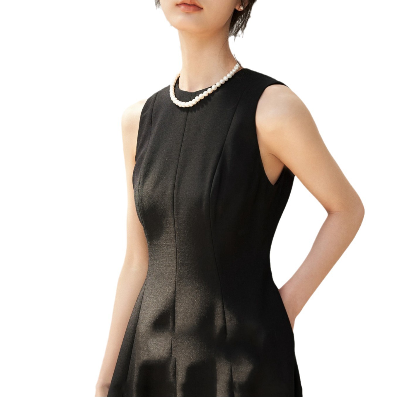 https://fulmo-img-server.com/dresscode-dresscode/d03d104d-c44b-4e9e-8b2d-cb9d2bc8c2e8.jpg