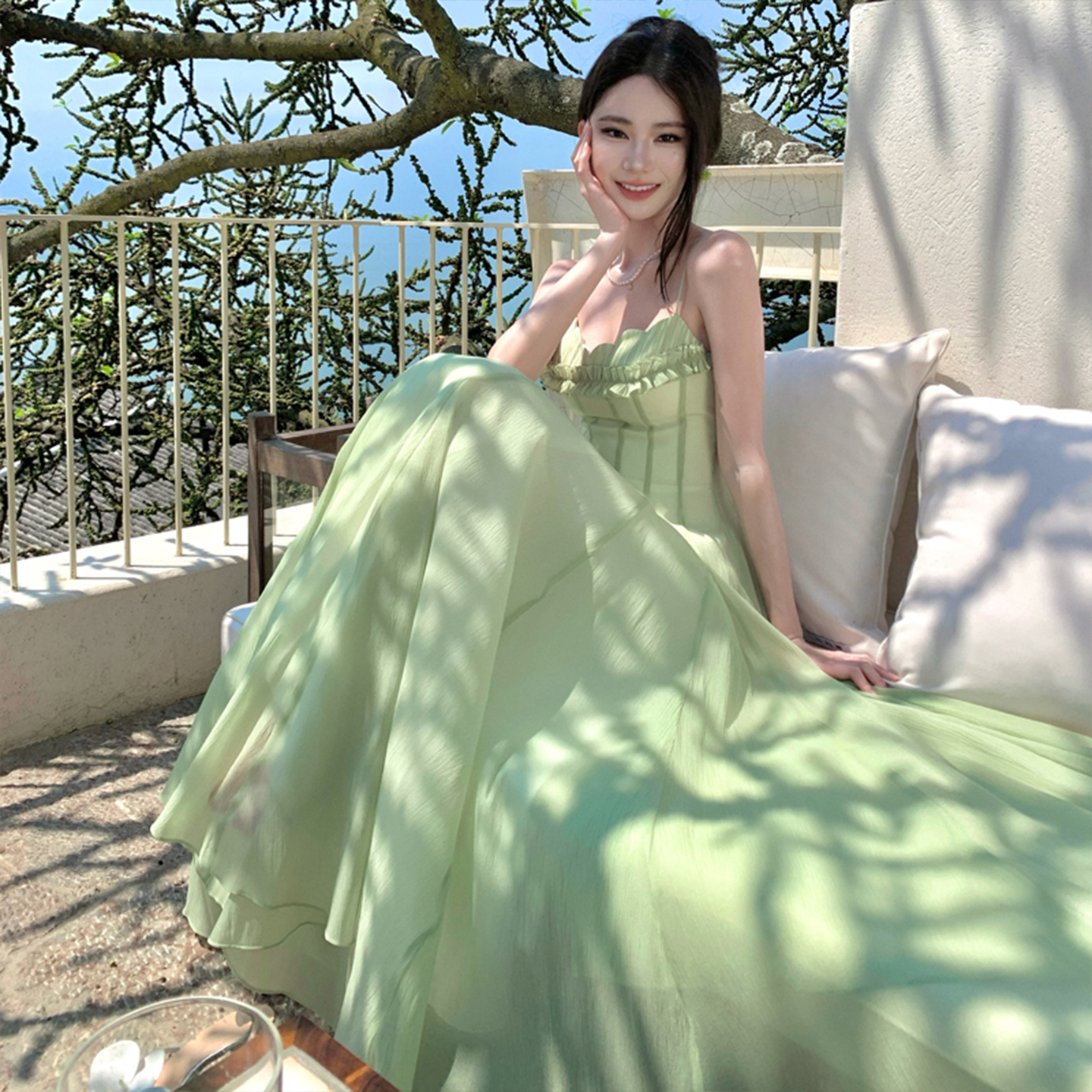 https://fulmo-img-server.com/dresscode-dresscode/d0b93c51-3609-4617-8d79-b60b3864d947.jpg