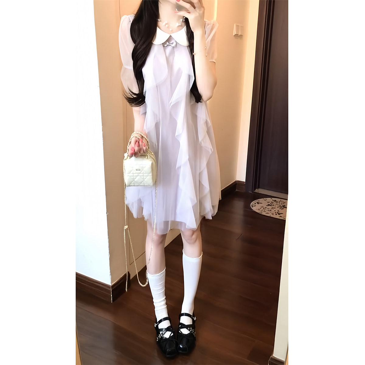 https://fulmo-img-server.com/dresscode-dresscode/d2df2f88-4cf7-4dfb-8edf-e1844f4095df.jpg