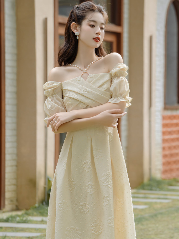 オケージョン ドレス オフショルダーパフスリーブ刺繍ジャガードワンピース