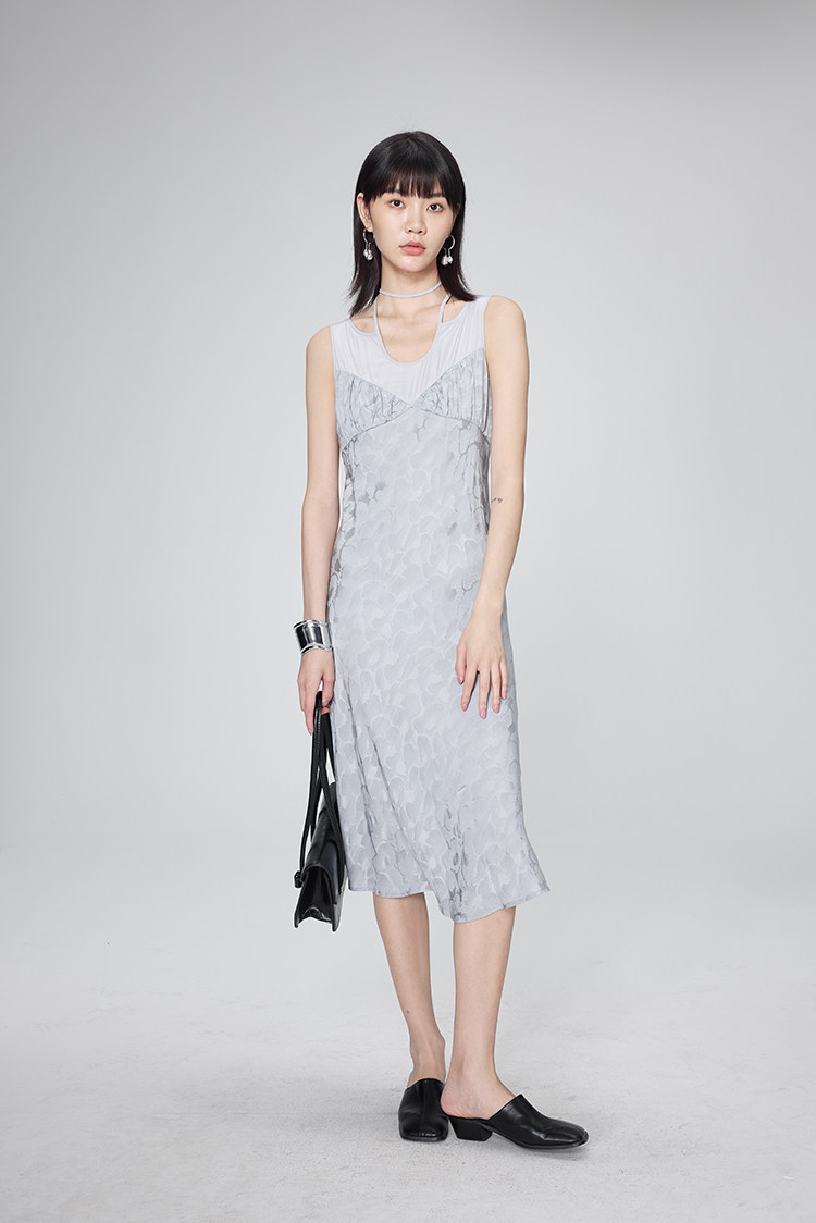 オケージョン ドレス フリンジ装飾ベルベット調ノースリーブワンピース