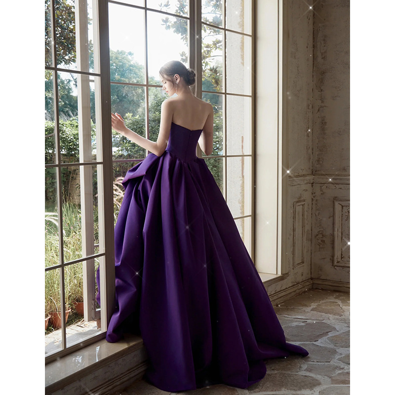 https://fulmo-img-server.com/dresscode-dresscode/d4f98091-7fb7-4fc1-8a06-b8ea3e4907b0.jpg