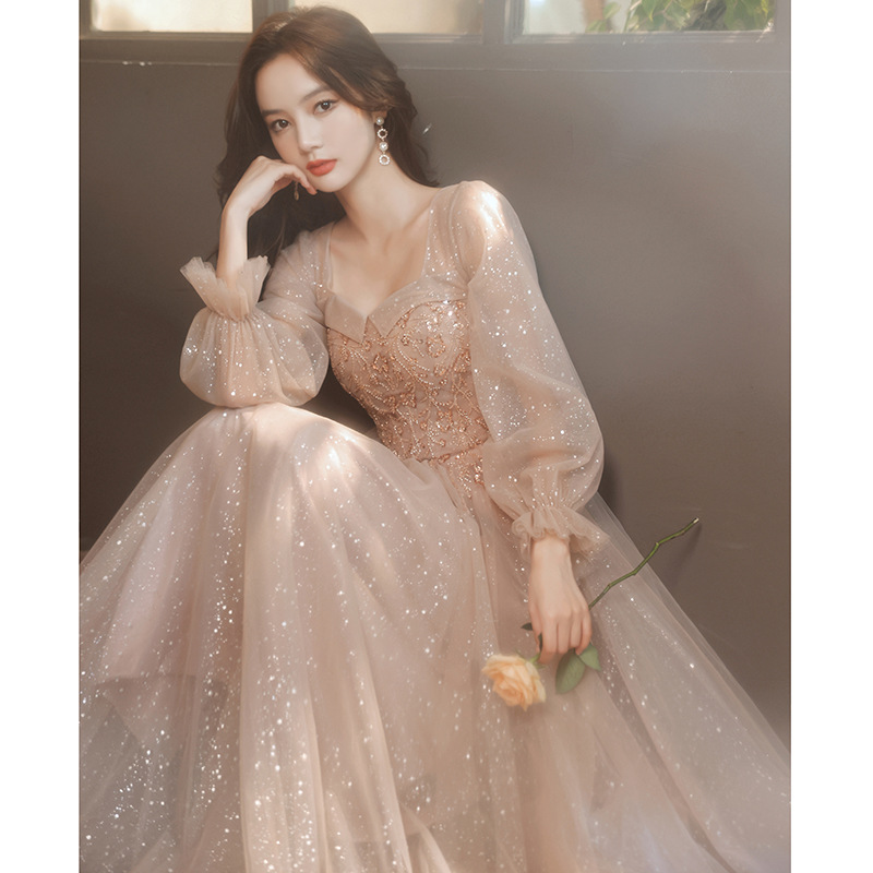 https://fulmo-img-server.com/dresscode-dresscode/d50164fb-36c9-408e-bc3e-1d4ae4215652.jpg