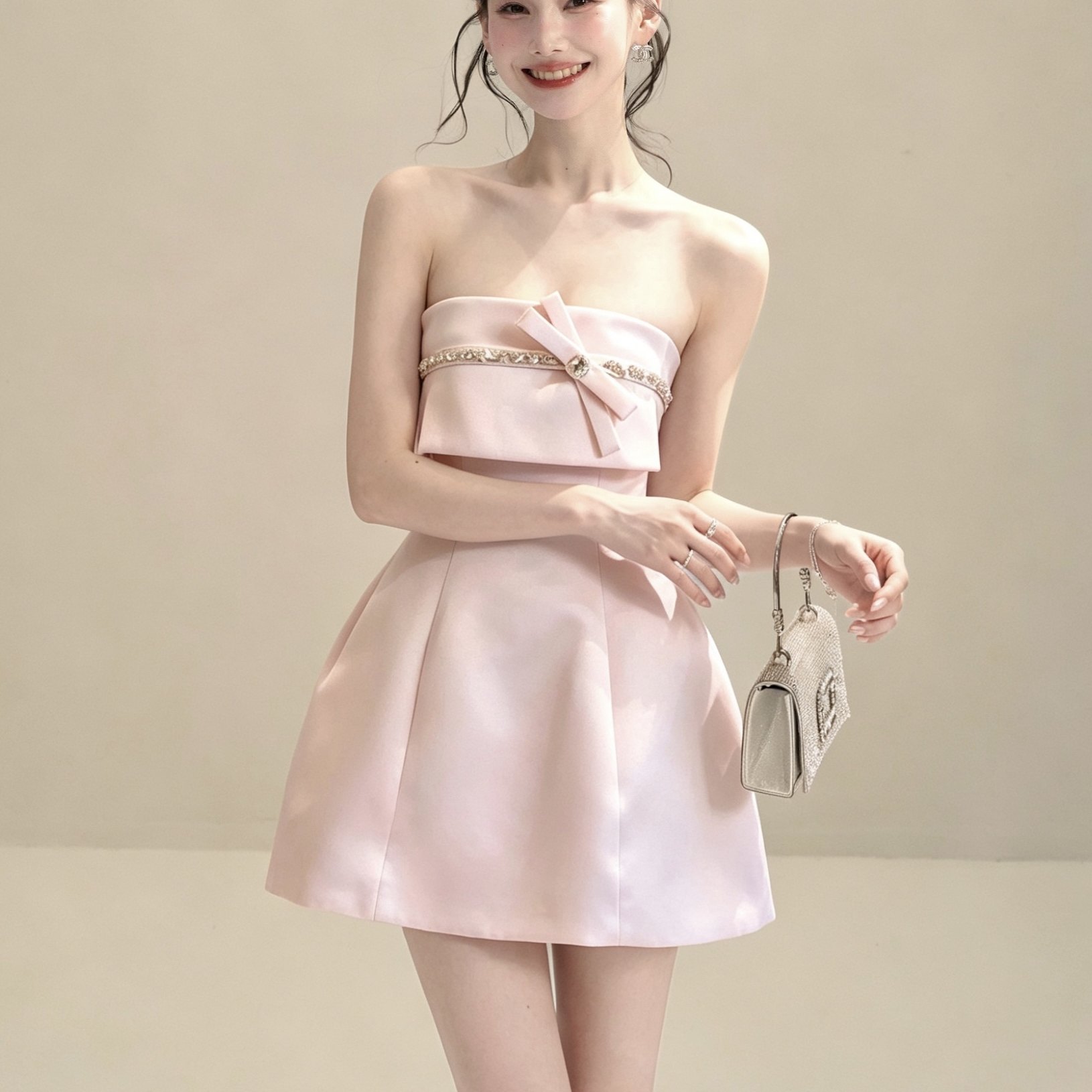 https://fulmo-img-server.com/dresscode-dresscode/d5ecc9f9-270d-4818-a407-7efb2b9086f8.jpg