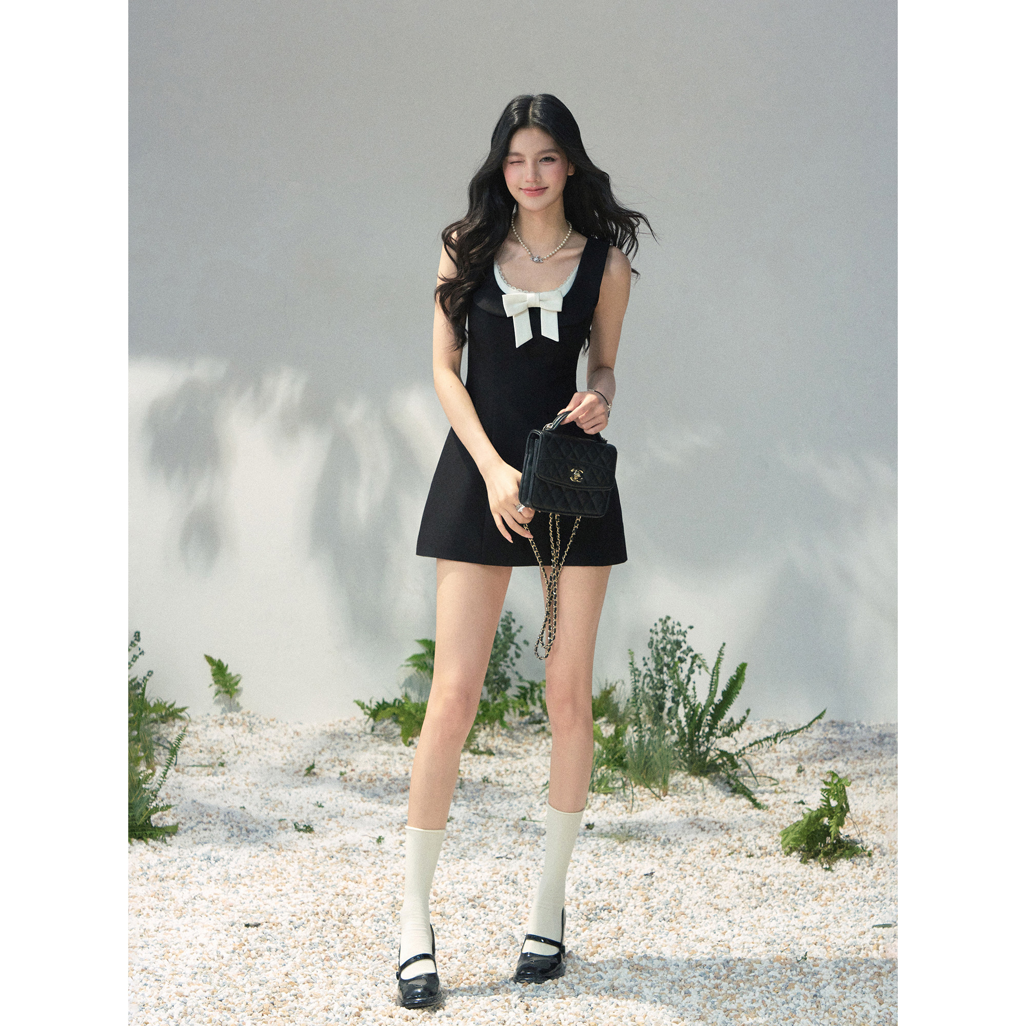 https://fulmo-img-server.com/dresscode-dresscode/d8751b54-9ec3-43f7-8688-1ed44a593a3c.jpg