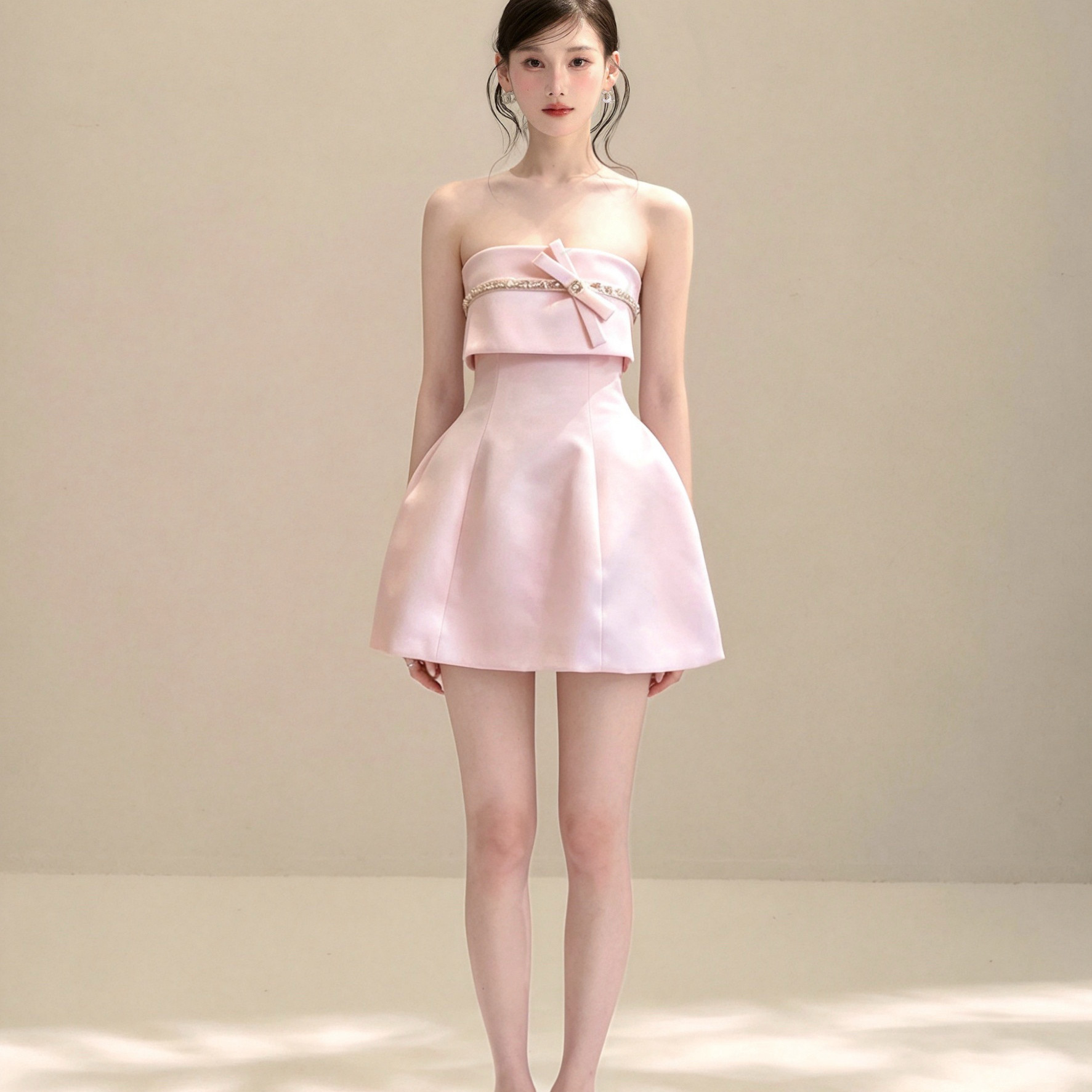 https://fulmo-img-server.com/dresscode-dresscode/d998969b-92b3-44cd-95ed-e2fdf36b0c71.jpg
