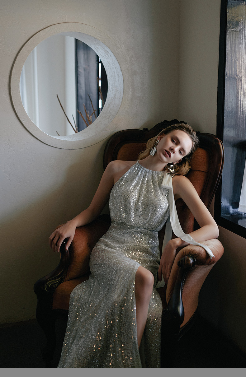 https://fulmo-img-server.com/dresscode-dresscode/dc870fc1-7df9-49c5-bd6f-e7c43174f676.jpg