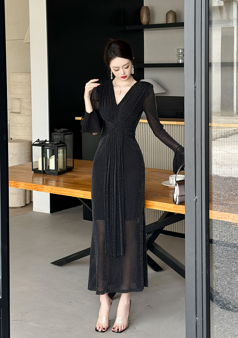 https://fulmo-img-server.com/dresscode-dresscode/dd417600-c87a-4b17-a5af-6972447fb230.jpg