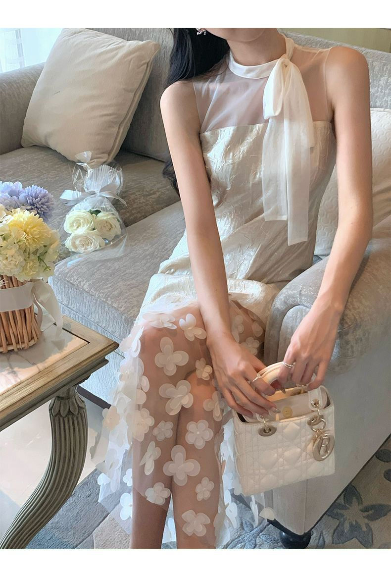 https://fulmo-img-server.com/dresscode-dresscode/de132b1e-394d-48a3-9253-a21a7c917ae9.jpg