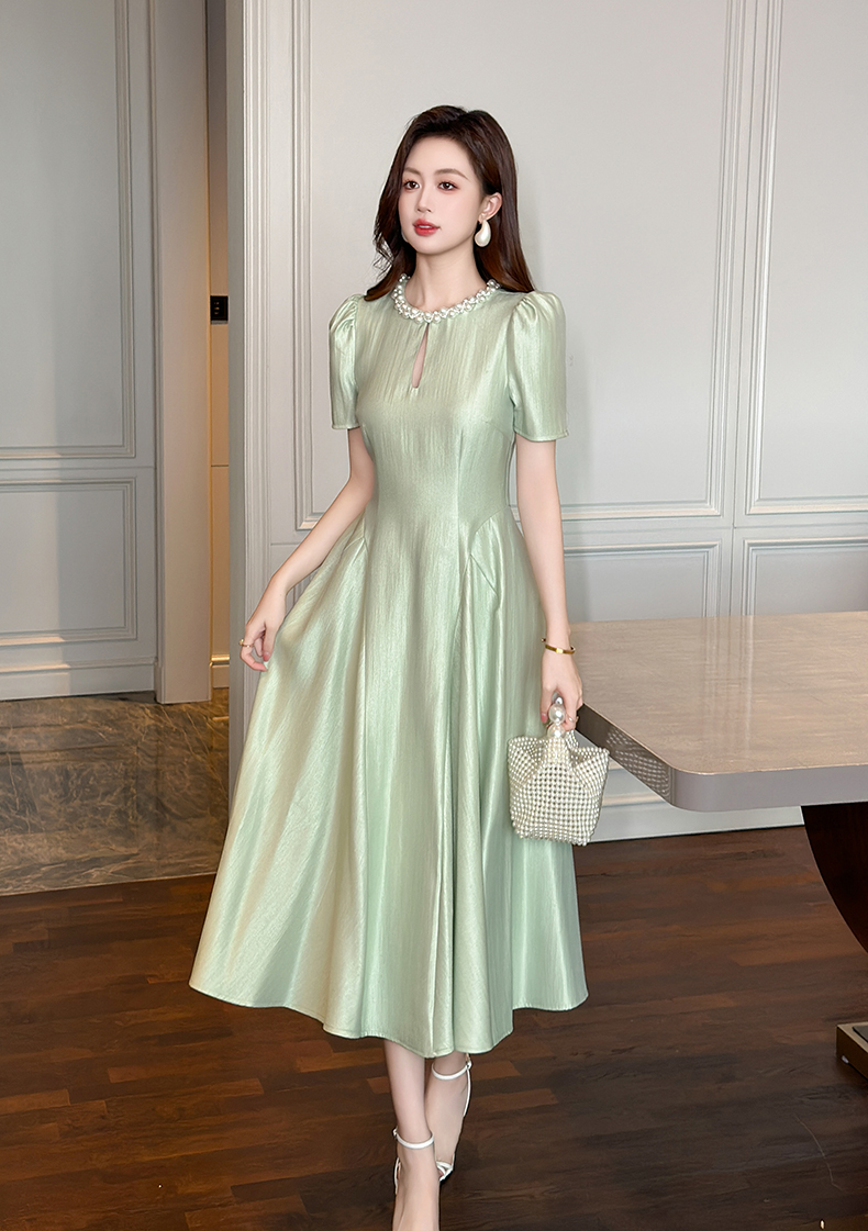 https://fulmo-img-server.com/dresscode-dresscode/dec67ba2-d19a-4c4d-a899-fa3c1040ccb9.jpg