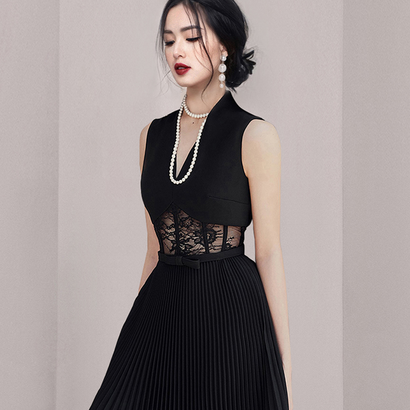 https://fulmo-img-server.com/dresscode-dresscode/e5ec4cf5-2a88-4745-89d9-bf76771caa5f.jpg