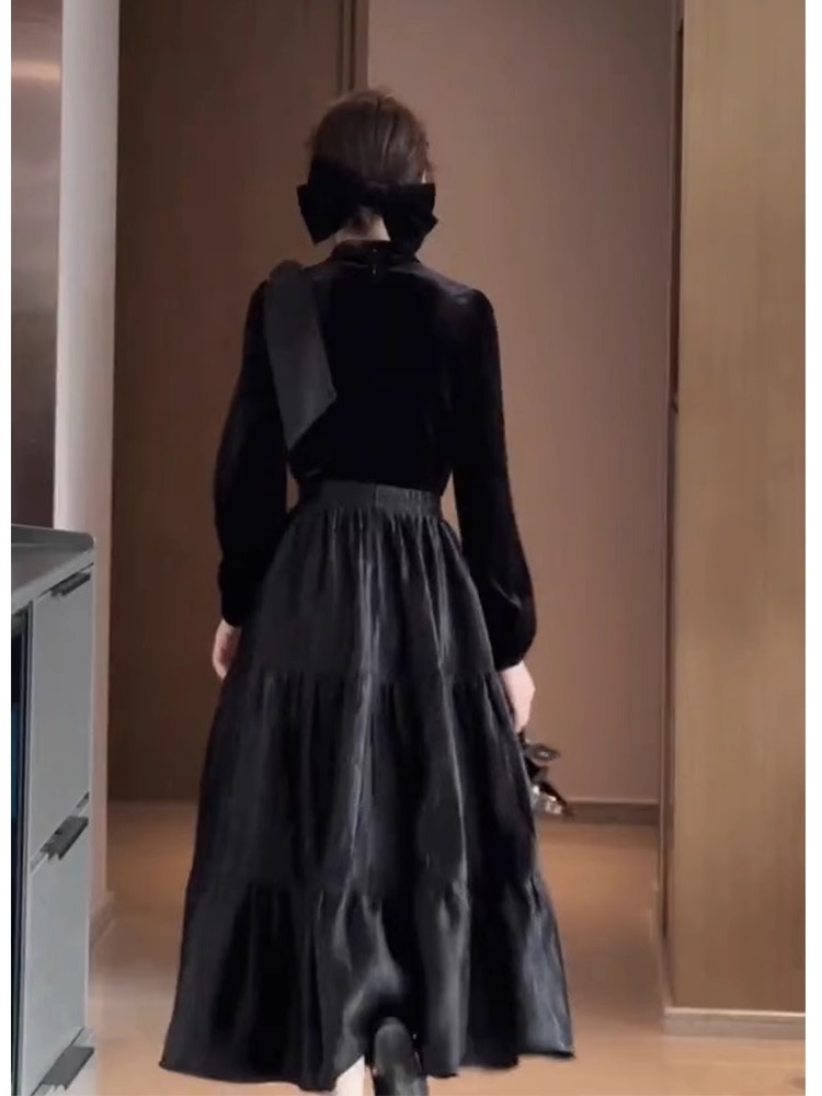 https://fulmo-img-server.com/dresscode-dresscode/ebaed723-8def-4ddd-8eb3-5ed6201754f9.jpg