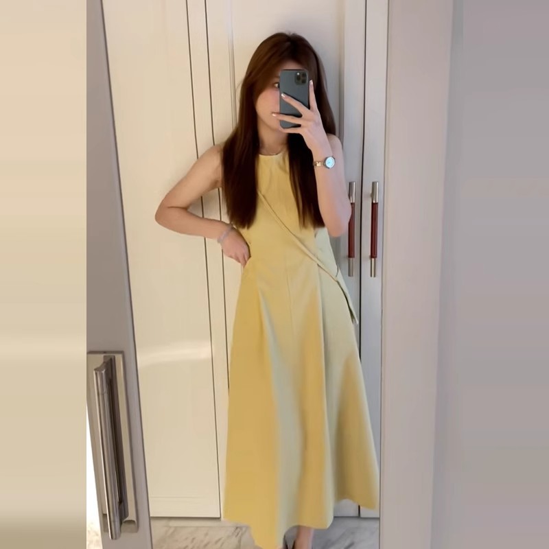 オケージョン ドレス 斜めパイピング切替ノースリーブロング丈ワンピース