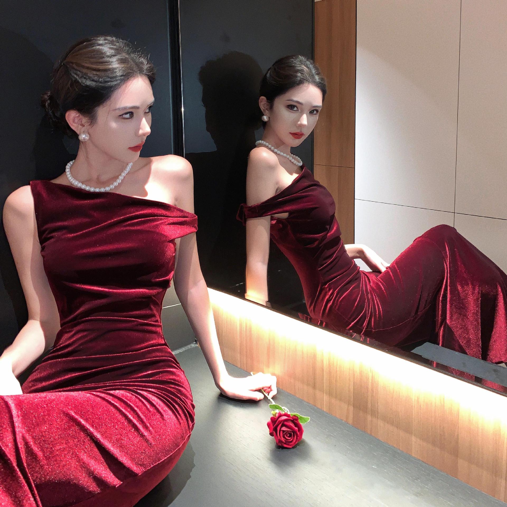 https://fulmo-img-server.com/dresscode-dresscode/efb44ad5-5863-412b-b487-815db815c242.jpg