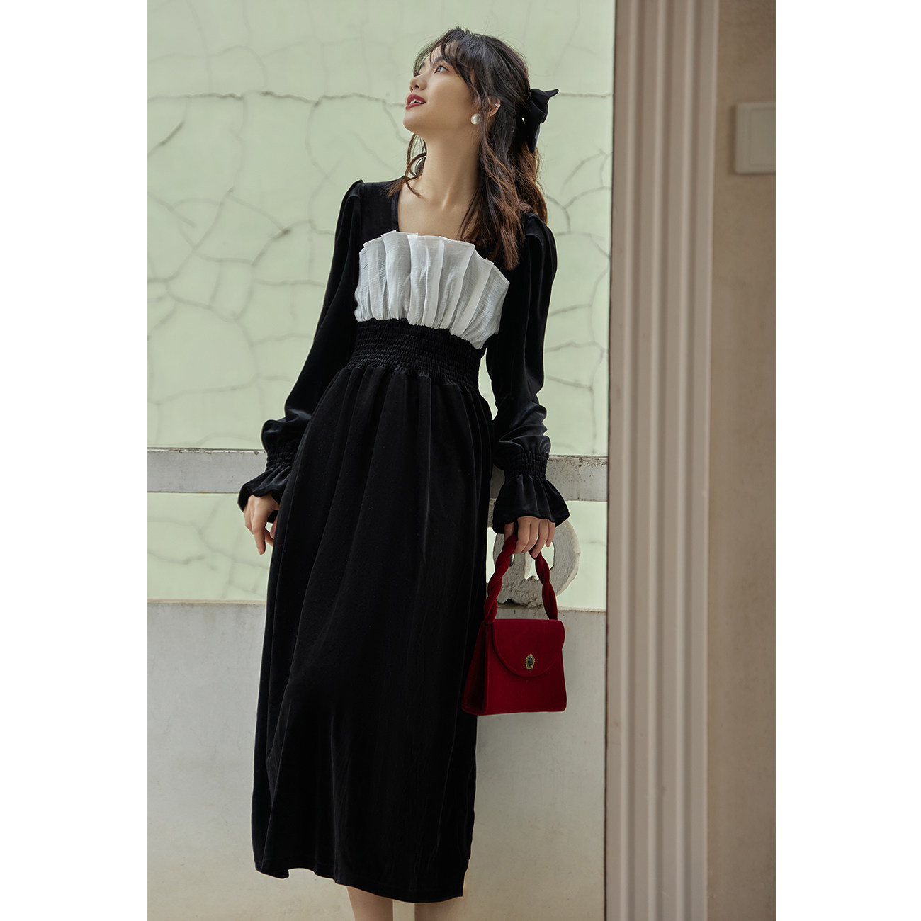 オケージョン ドレス 胸元切替フリル袖ベロアロングドレス