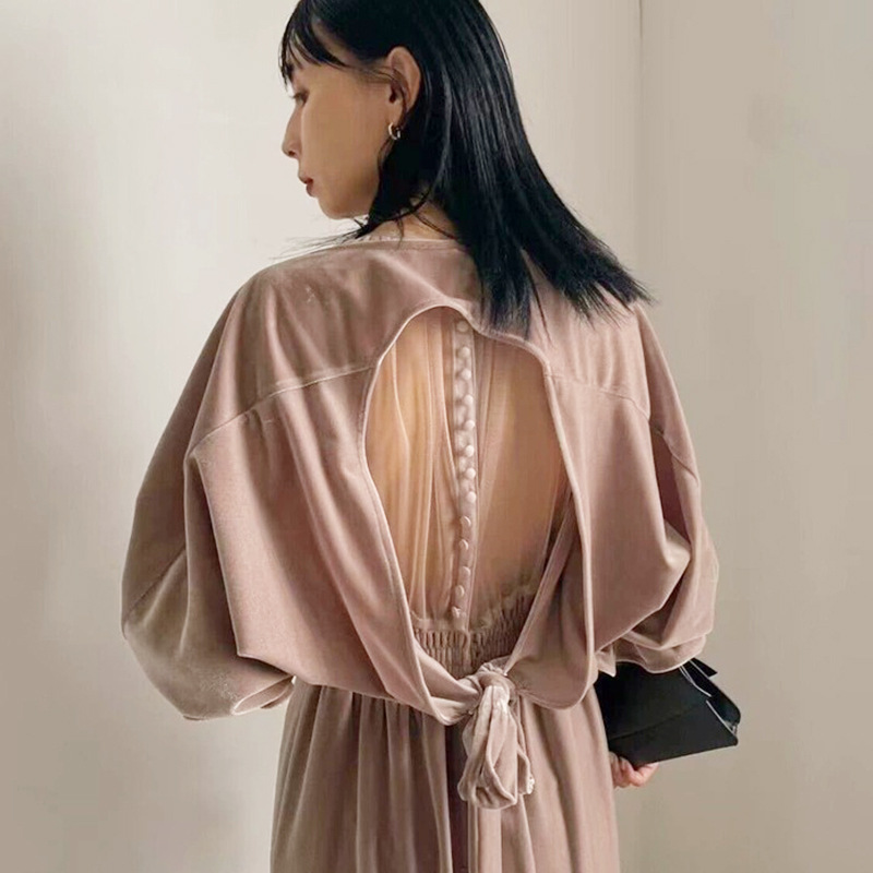 https://fulmo-img-server.com/dresscode-dresscode/f26719ad-1ef9-4bbb-9a5b-861dd3d4f792.jpg