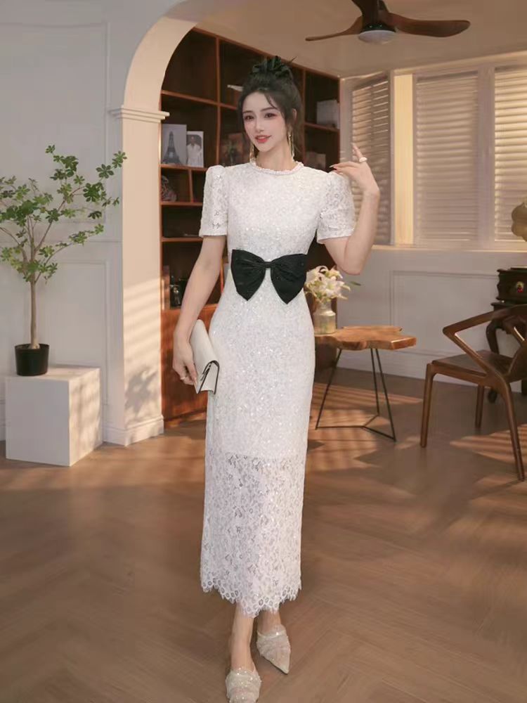 https://fulmo-img-server.com/dresscode-dresscode/f2df365b-5985-4863-bf7e-9faf3b38957c.jpg