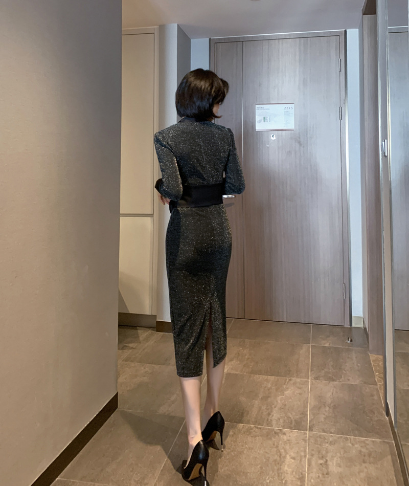 オケージョン ドレス きらめく光沢素材のウエストリボンタイトワンピース