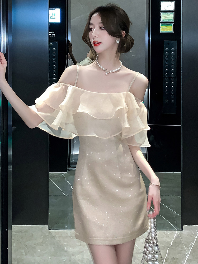 https://fulmo-img-server.com/dresscode-dresscode/f5bbc9ac-610a-494c-b579-4c9475fd7087.jpg