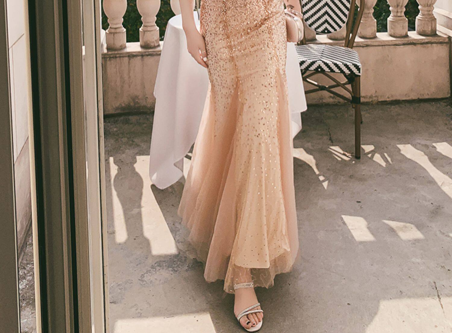 https://fulmo-img-server.com/dresscode-dresscode/f671280e-f321-49e3-a81a-b10fd0475874.jpg