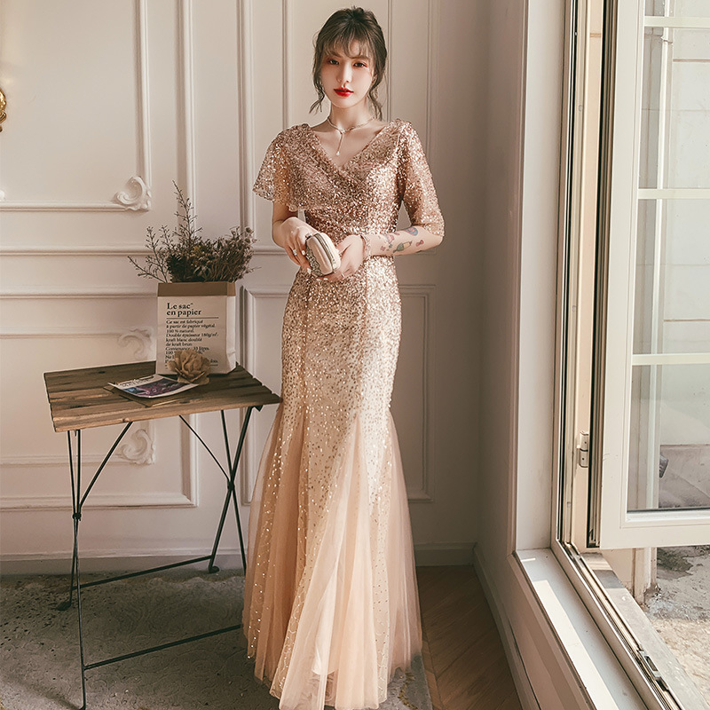 https://fulmo-img-server.com/dresscode-dresscode/f6b87c34-7c12-4dac-8203-4d8d4c4b7150.jpg