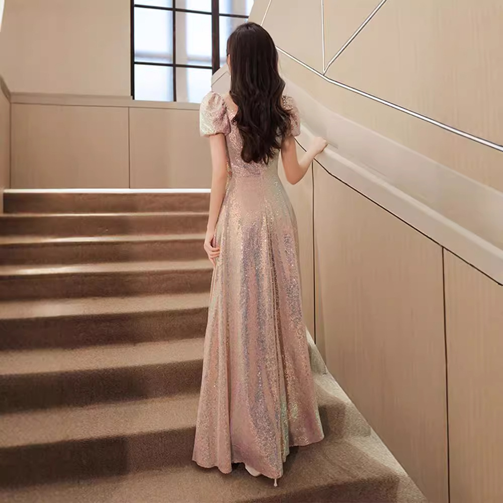https://fulmo-img-server.com/dresscode-dresscode/fa6eec7e-d6c1-4aeb-ba72-e6f558960f75.jpg